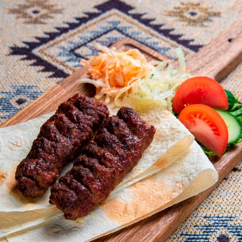 Люля-кебаб «Адана» из говядины (острый)